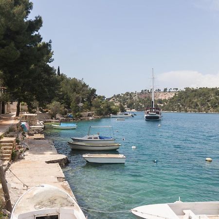 Apartments By The Sea Bobovisca Na Moru, Brac - 5682 Lozisce Exterior foto