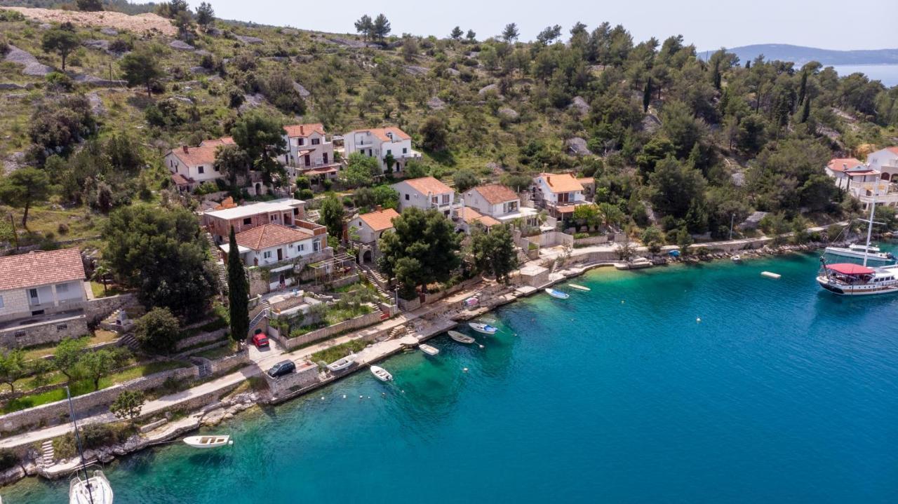 Apartments By The Sea Bobovisca Na Moru, Brac - 5682 Lozisce Exterior foto